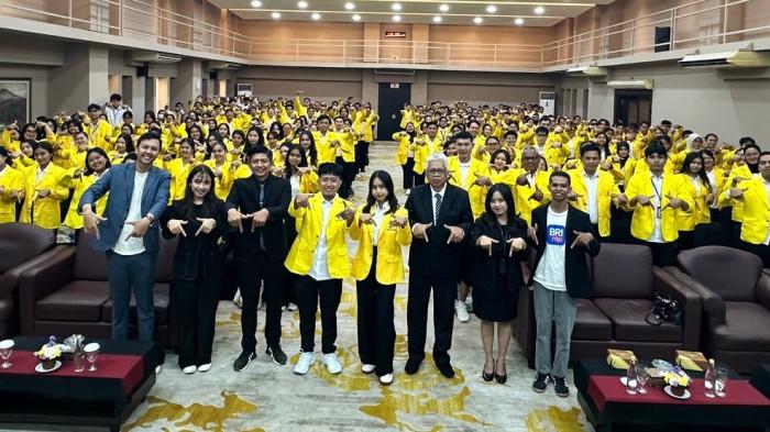POSE - Universitas Terbuka (UT) Denpasar, mengadakan Orientasi Studi Mahasiswa Baru dan Klinik Ujian (OSMB-KU) Semester 2025 Genap di Bhumiku Meeting Hal dan Hotel Grand Santhi pada, Sabtu 21 Februari 2026.