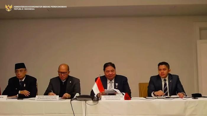 TARIF DAGANG TRUMP - Pemerintah Indonesia dan Amerika Serikat (AS) resmi menyepakati kerja sama perdagangan melalui penandatanganan Agreement on Reciprocal Trade (ART) bertajuk “Toward a New Golden Age for the US-Indonesia Alliance”.