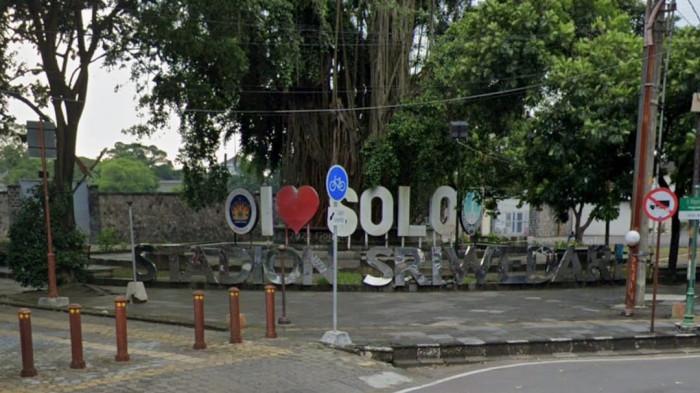 IKON KOTA SOLO - Tulisan I Love Solo di kawasan Stadion Sriwedari Solo, Jawa Tengah, beberapa waktu lalu. Inilah perbedaan Solo, Sala, dan Surakarta berdasarkan sejarahnya.
