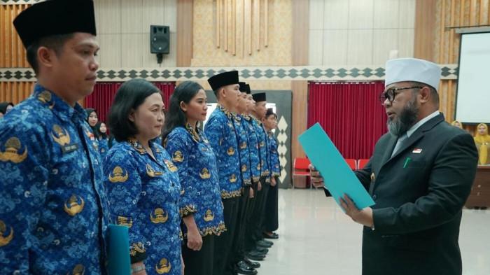 ASN PEMPROV BENGKULU - Gubernur Bengkulu Helmi Hasan dan ASN Pemprov Bengkulu pada 25 September 2025. Pemprov Bengkulu uji coba WFA 2 bulan, ASN boleh bekerja di luar kantor tapi ponsel harus siaga.