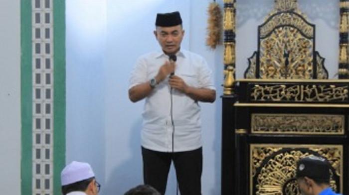 Di tengah keheningan malam, lantunan doa dan rasa syukur mengalun khidmat dalam sebuah agenda rohani yang diikuti oleh Warga Binaan Pemasyarakatan (WBP) bersama jajaran petugas  Lapas Kelas IIB Muara Bulian pada Senin malam, 23 Februari 2026