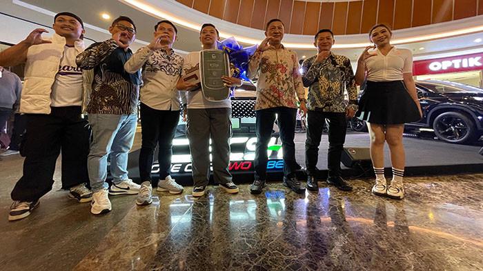 CEREMONY - Chery Indonesia secara resmi meluncurkan Chery C5 CSH (Chery Super Hybrid) di Atrium Ayani Mega Mall Pontianak, Kamis 26 Februari 2026.