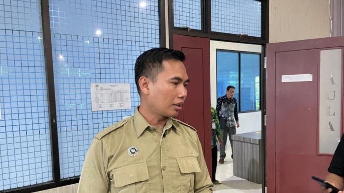 Korwil SPPG HST, Sadillah saat diwawancara awak media.