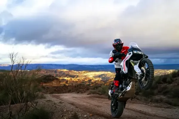 2026 ducati desert x adventure motorcycle 2