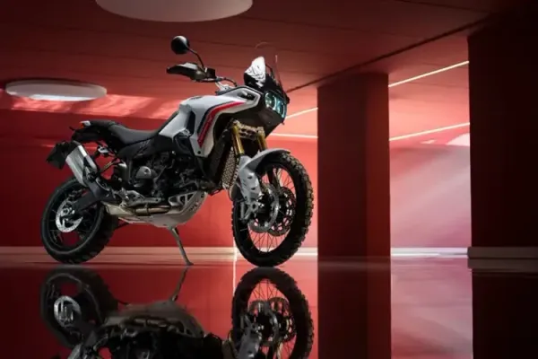 2026 ducati desert x adventure motorcycle 3