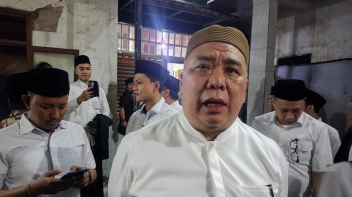 MBG PAKAI ANGGARAN PENDIDIKAN: Ketua Harian PSI Ahmad Ali saat menanggapi PDIP yang mengkritik program MBG karena memakai dana pendidikan, Kamis (26/2/2026)/Tribunnews.com Reza Deni