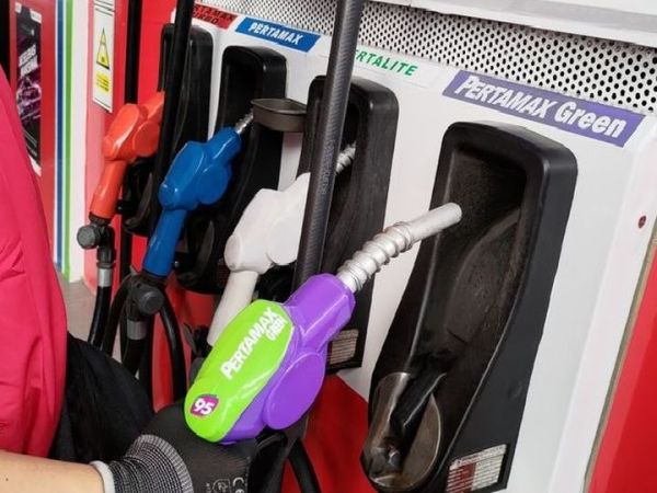 Ramai kabar Pertalite akan dihapus dan diganti Pertamax Green 95, faktanya diungkap pihak Pertamina.