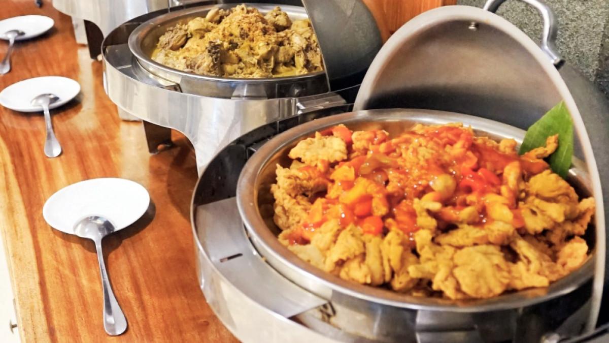 Hotel Pyrenees Jogja, satu hotel dekat Stasiun Tugu Jogja untuk bukber all you can eat 2026.