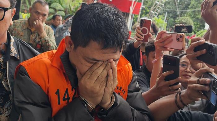 DITAHAN KPK - KPK menahan Kepala Seksi Intelijen Cukai Penindakan dan Penyidikan (P2) Direktorat Jenderal Bea dan Cukai (DJBC), Budiman Bayu Prasojo, Gedung KPK, Jakarta, Jumat (27/2/2026).