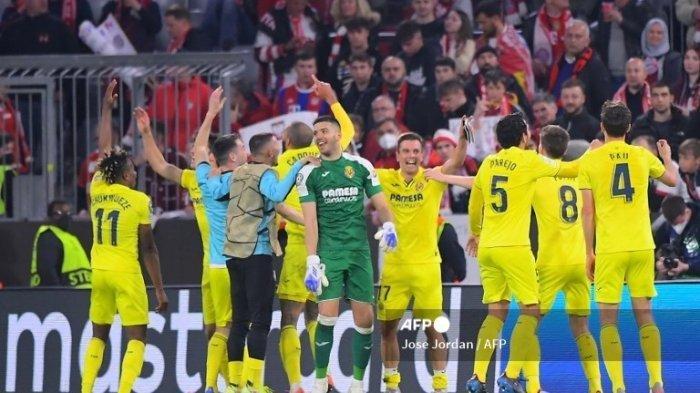 VILLARREAL MENANG TELAK - Para pemain Villarreal merayakan setelah perempat final Liga Champions UEFA, pertandingan sepak bola leg kedua FC Bayern Munich v FC Villarreal di Munich, Jerman selatan pada 12 April 2022.