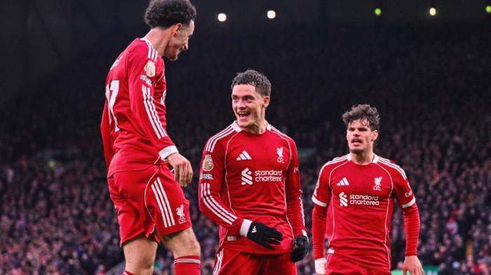 SELEBRASI LIVERPOOL - Pemain Liverpool, Florian Wirtz, merayakan gol bersama rekan setimnya ke gawang Burnley FC pada laga pekan ke-22 Liga Inggris di Anfield Stadium pada Sabtu (17/1/2026). (Twitter Liverpool - 17/1/2026)