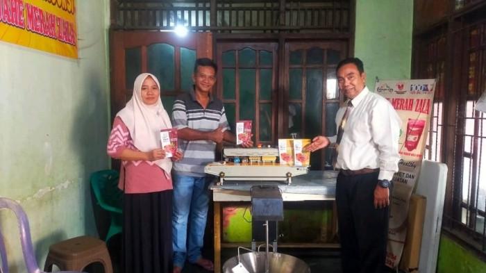 BERDAYAKAN UMKM - Tim PKM Polinela3421