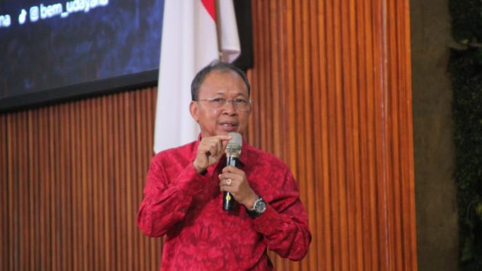 Peraturan Daerah (Perda) Nomor 4 Tahun 2026 tentang Pengendalian Alih Fungsi Lahan Produktif dan Larangan Alih Kepemilikan Lahan Secara Nominee resmi diberlakukan usai Gubernur Bali Wayan Koster menandatangani perda tersebut pada, Selasa 25 Februari 2026.