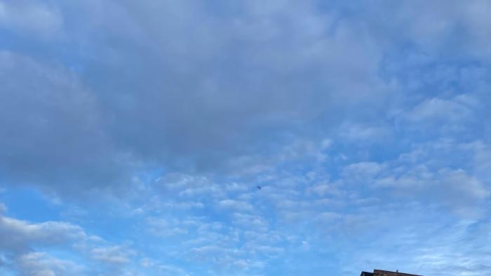 Sebagian besar wilayah Gorontalo diprakirakan hujan ringan hingga berawan