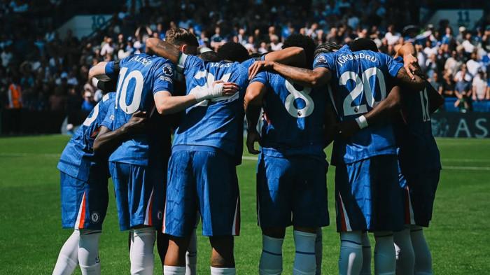 TIM CHELSEA - Para pemain Chelsea sebelum menghadapi Crystal Palace pada pertandingan pembuka Liga Inggris 2025/2026 di Stamford Bridge, 17 Agustus 2025. (Instagram Chelsea - 22/8/2025)