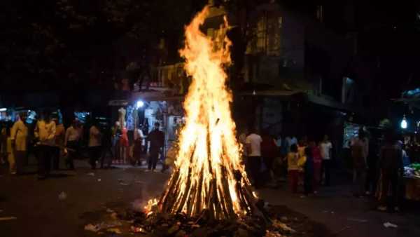 Holika Dahan 2026: There is still confusion regarding Holika Dahan, when will the festival be celebrated today or tomorrow?