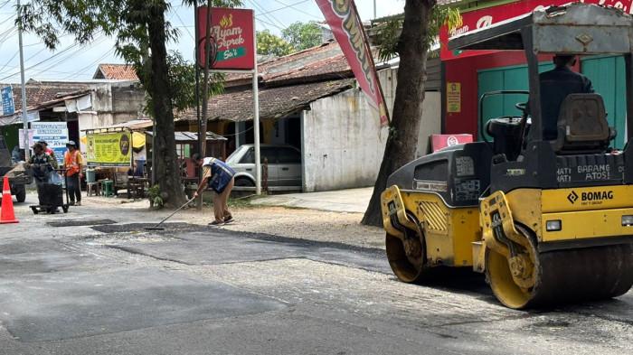 20260302_perbaikan jalan rusak di Blora_2
