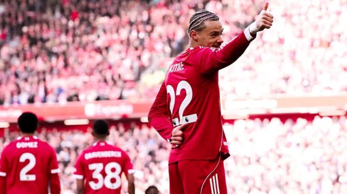 SELEBRASI - Selebrasi pemain Liverpool, Hugo Ekitike saat cetak gol ke gawang West Ham di Liga Inggris 2025/2026 pada Sabtu (28/2/2026) malam WIB di Anfield.