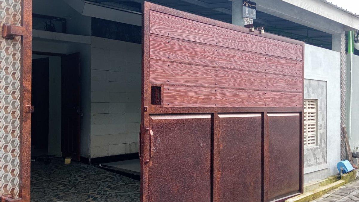 Potret tampak depan rumah KPR BTN Syariah di Sambi, Boyolali, Jawa Tengah.