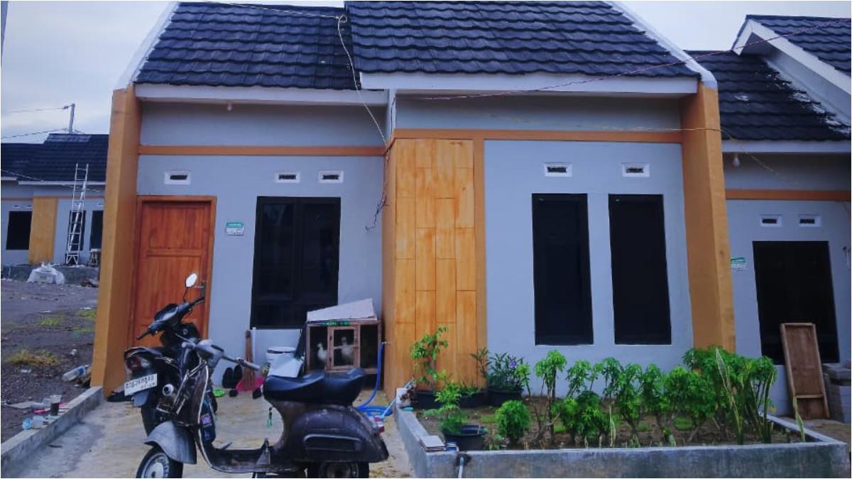 POTRET PERUMAHAN - Potret rumah milik Muhammad Nuruddin  Desa Ngaglik, Gondangrejo, Kabupaten Karanganyar, Jawa Tengah.