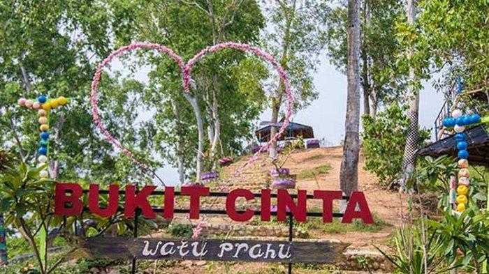 WISATA KLATEN - Bukit Cinta Watu Perahu, Klaten dengan banyak spot romantis nan instagramable pada 2023 lalu. Berikut rekomendasi wisata hidden gem di Klaten, Jawa Tengah. (Kompas.com/Anggara Wikan Prasetya)