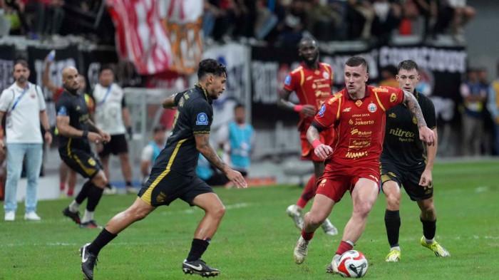 Persija menyudahi laga pekan ke-24 Super League 2025/2026 vs Borneo FC dengan hasil kurang memuaskan. Berlaga di Jakarta International Stadium (JIS), Selasa (3/3/2026) malam, Macan Kemayoran ditahan imbang 2-2. (persija.id)