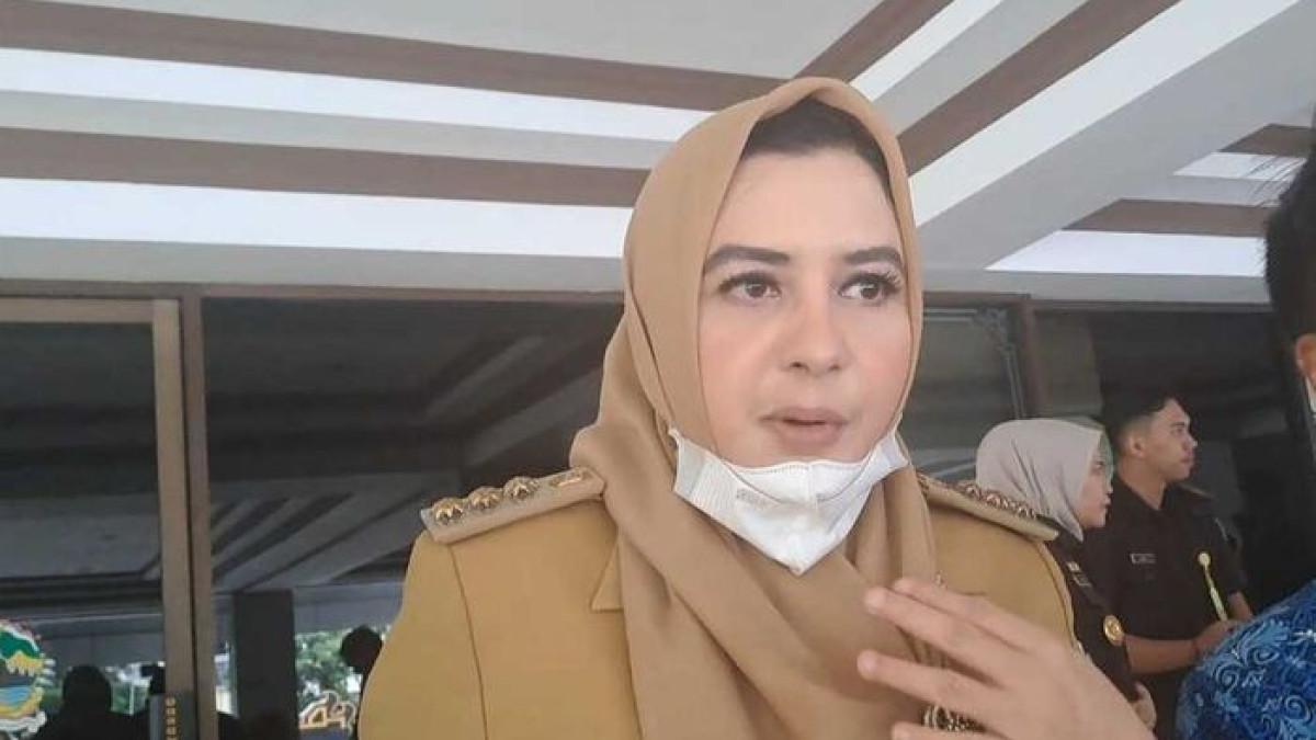 Kakak Fairuz A. Rafiq bupati pekalongan  kena OTT KPK