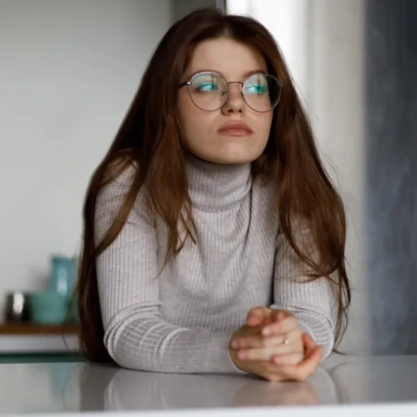 woman feeling distrustful