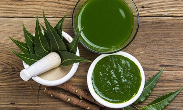 DIY कडुनिंब टोनर