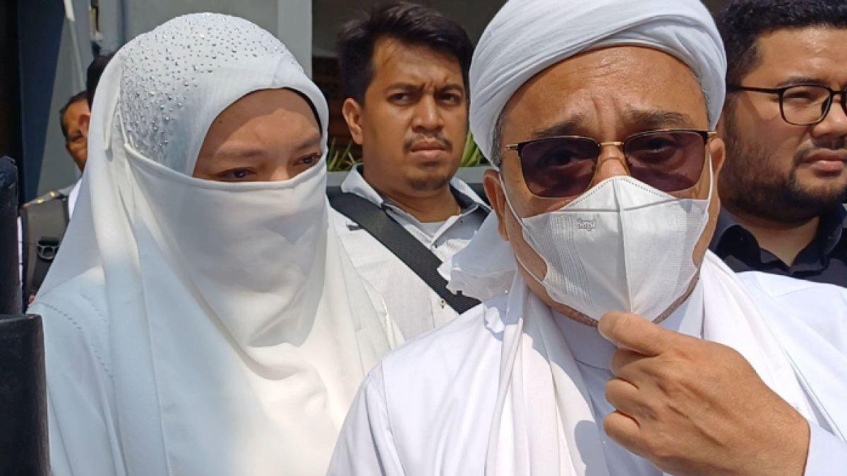 Eks pemimpin FPI Muhammad Rizieq Shihab minta Indonesia bela Iran.