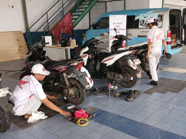 Bale Santai Honda juga menyediakan lokasi servis ringan untuk para pemudik