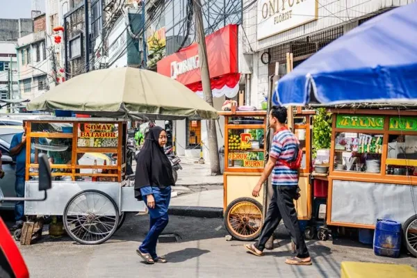 Ilustrasi street food di Jakarta