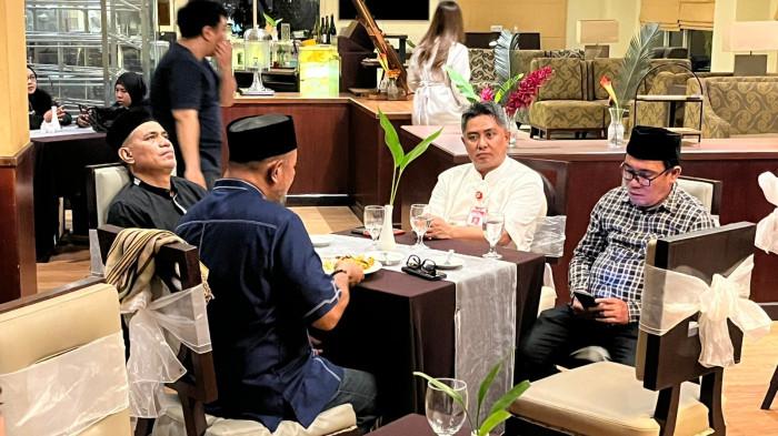 BUKA PUASA - Manajemen Hotel Gran Puri Manado menggelar Buka Puasa.LO0-12