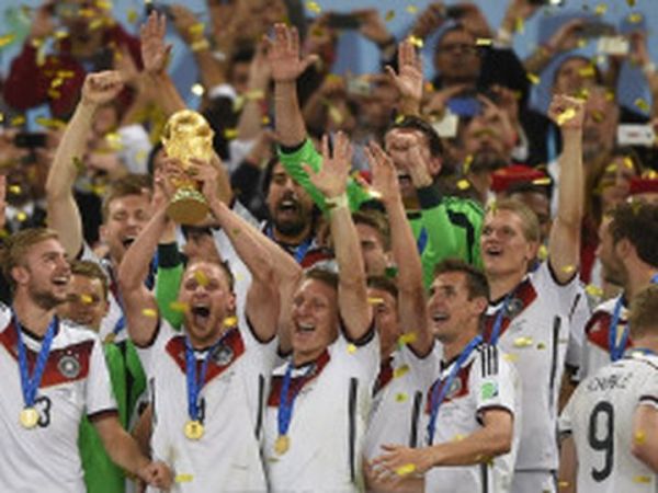 Pesta timnas Jerman saat menjadi juara Piala Dunia 2014 setelah mengalahkan Argentina 1-0 di partai final.