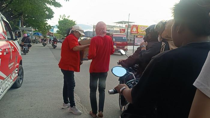 Dewan Pimpinan Daerah (DPD) PDI Perjuangan Provinsi Sulawesi Tengah kembali menunjukkan komitmen kehadirannya di tengah masyarakat melalui aksi sosial bertajuk 