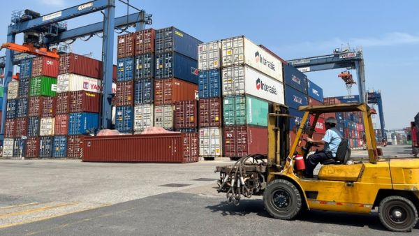 xuất khẩu - Ảnh 2.