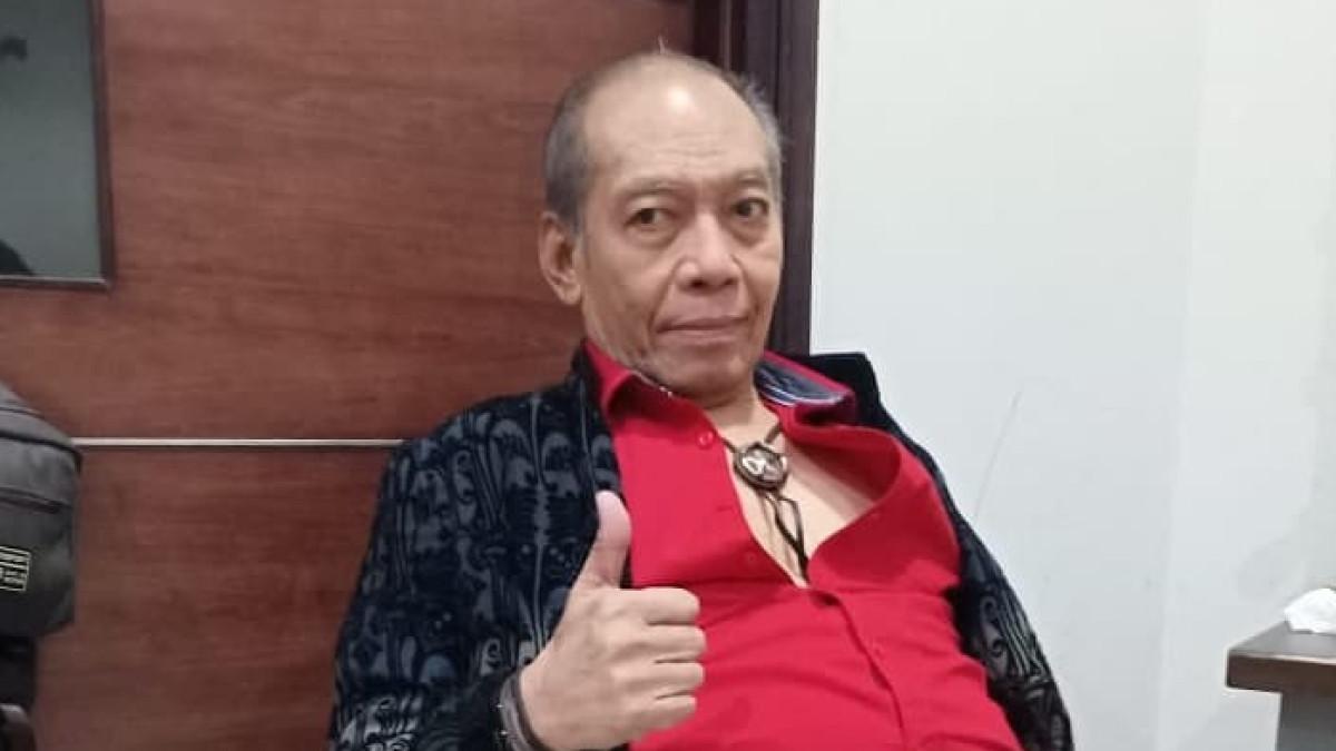 DONNY FATTAH MENINGGAL - Bassist God Bless, Donny Fattah (76), meninggal dunia, Sabtu (7/3/2026).