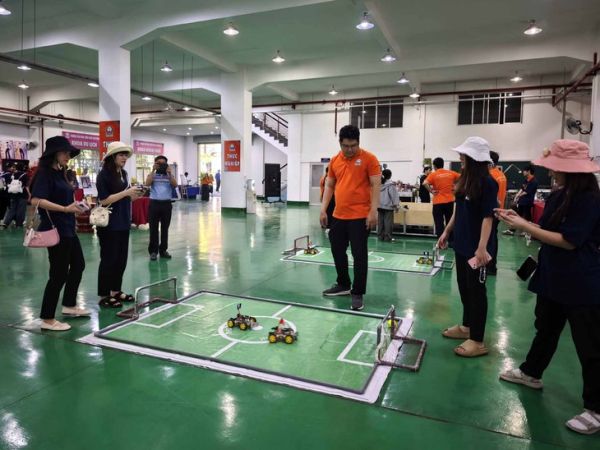 học sinh - Ảnh 2.