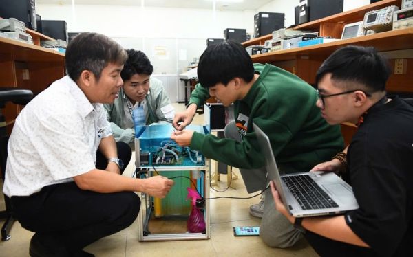 du học sinh - Ảnh 1.