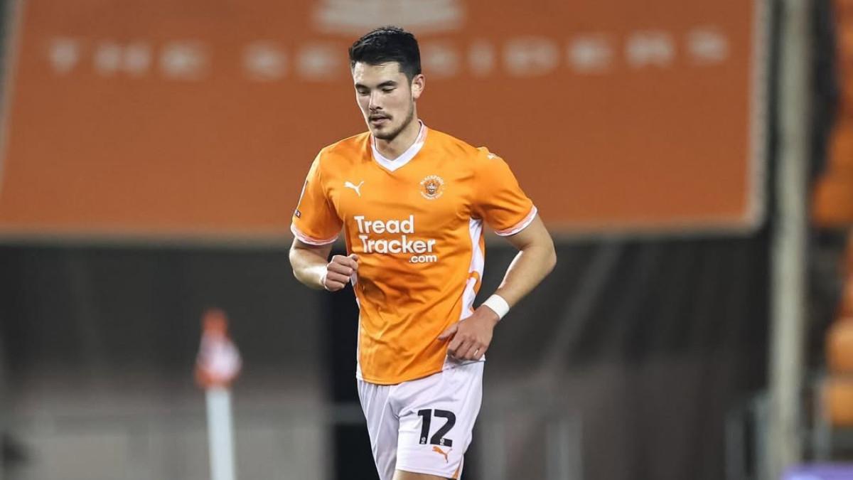 PROFIL PEMAIN - Sosok Elkan Baggott ketika bermain sebagai pemain pinjaman di Blackpool (8/11/2024).