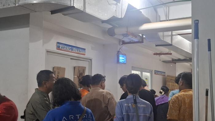 Suasana di kamar jenazah