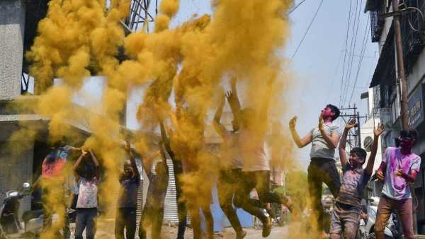 Rang Panchami 2026: Worship like this today on Rang Panchami, happiness and prosperity will come in the house.