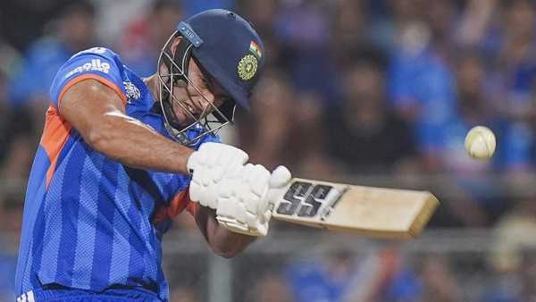 T20 World Cup 2026 Final: Shivam Dubey again became the troubleshooter, this is how he turned the tables in 8 balls in the T20 World Cup final.