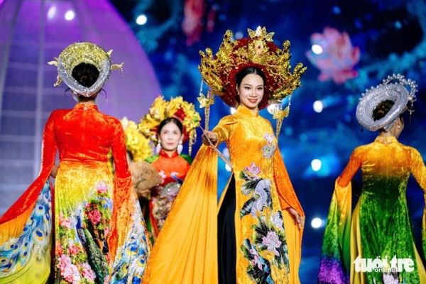 Đội ‘Vàng son tên Bác’ đoạt giải nhất Duyên dáng áo dài TP.HCM 2026 - Ảnh 6.