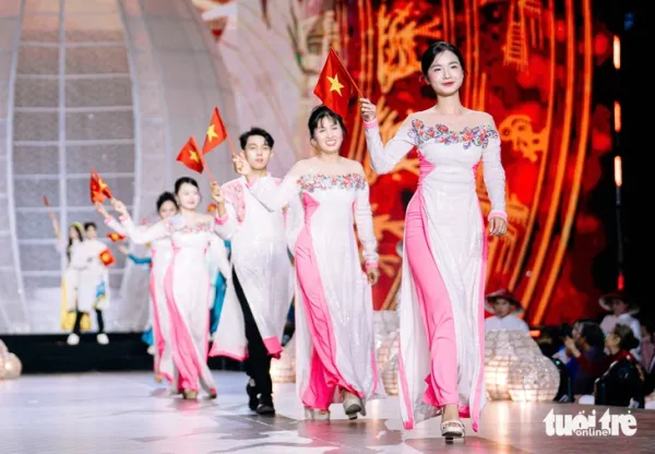 Duyên dáng áo dài - Ảnh 14.