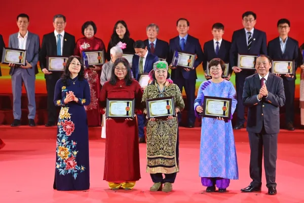 Giải thưởng Sách Quốc gia - Ảnh 4.