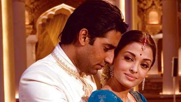 कमाईच्या बाबतीत अभिनेत्री ऐश्वर्या राय तिचा पती अभिषेक बच्चनच्या पुढे आहे. मीडिया रिपोर्ट्सनुसार ऐश्वर्याची एकूण संपत्ती जवळपास 900 कोटी रुपये आहे. तर अभिषेकची संपत्ती 200 ते 280 कोटी रुपयांदरम्यान आहे. ब्रँड एंडोर्समेंटमधून ऐश्वर्याची सर्वाधिक कमाई होत आहे. 