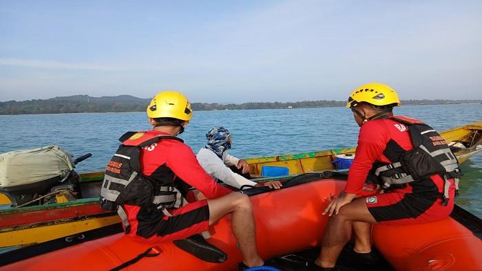 ORANG HILANG -- Tim SAR Pangkalpinang, saat melakukan pencarian terhadap orang hilang, Selasa (10/3/2026)