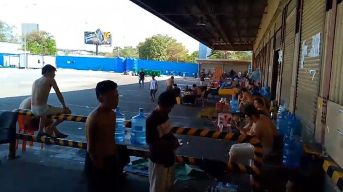 KORBAN SCAM- 12 orang korban Scam Kamboja di penampungan imigrasi Indonesia-Tiongkok kembali dipulangkan ke Indonesia.