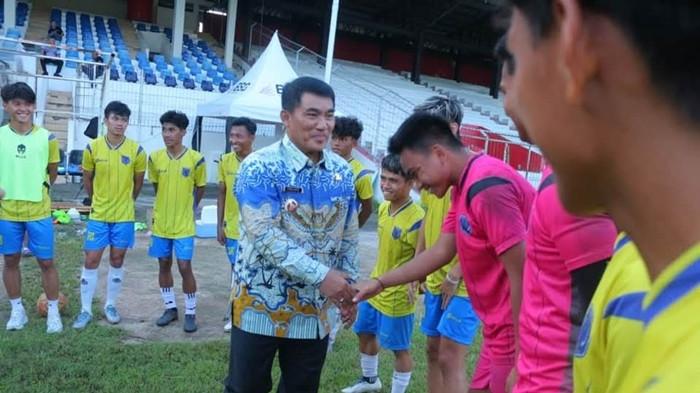 Gubernur Sulawesi Utara, Yulius Selvanus Komaling (YSK) menyampaikan, turnamen tersebut